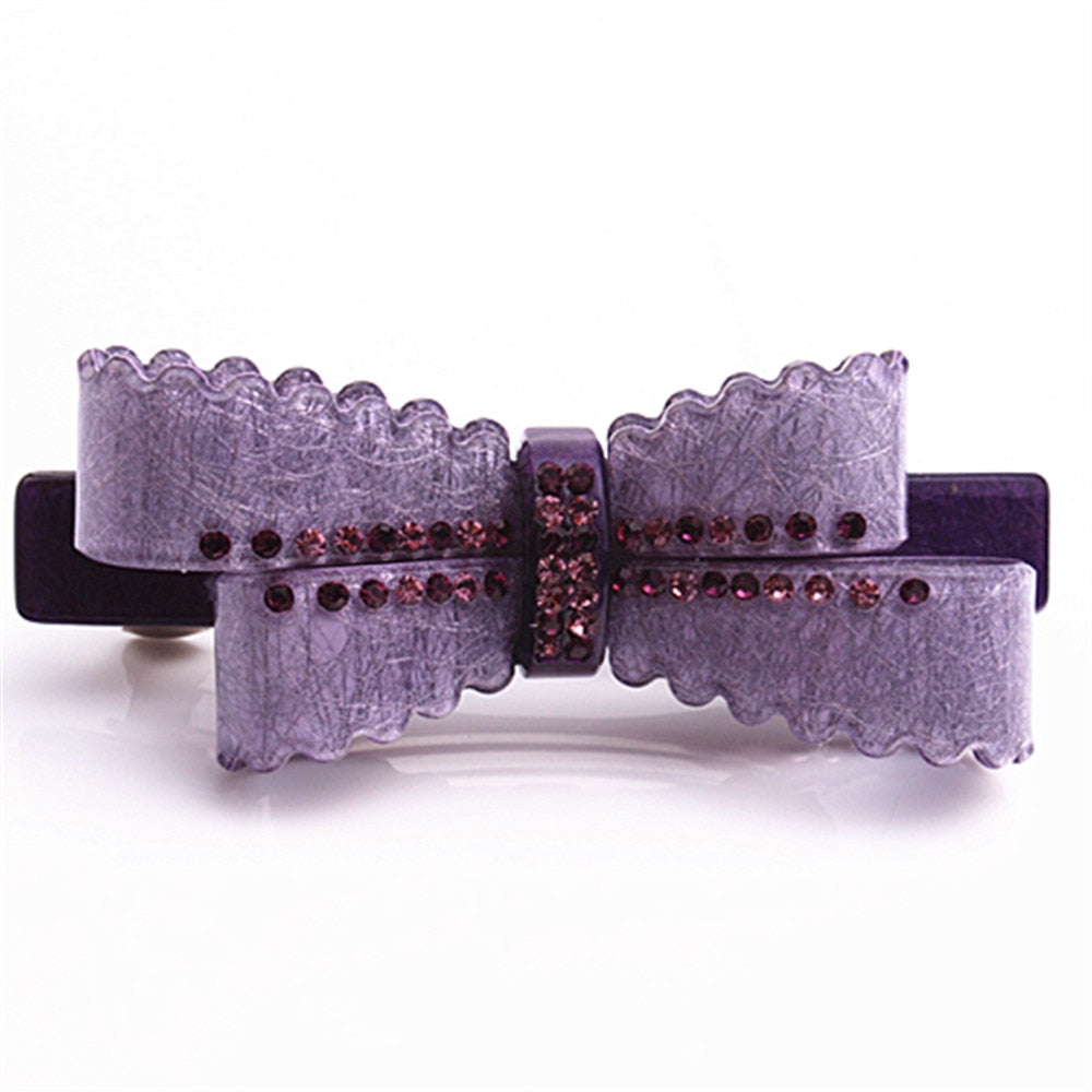 Gorgeous new arrival French rhinestone bow barrettes  Double leaf bow with rhinestone crystal detail. Perfect for daily life, parties, gifts and formal events    Size: 8.2cm x 3.2cm    Material: Acrylic acetate (eco-friendly/recyclable) & zinc alloy clip